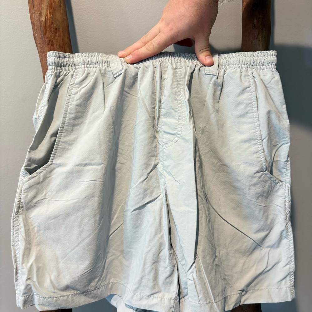 Columbia Men's Light Gray Flat Front Shorts